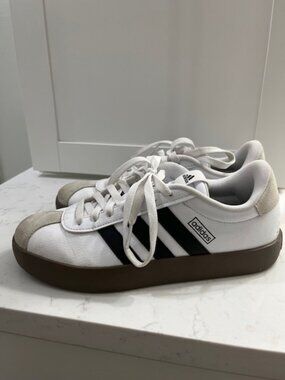 Adidas Women's Shoe